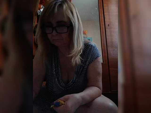 Alina1965's BongaCams show and profile