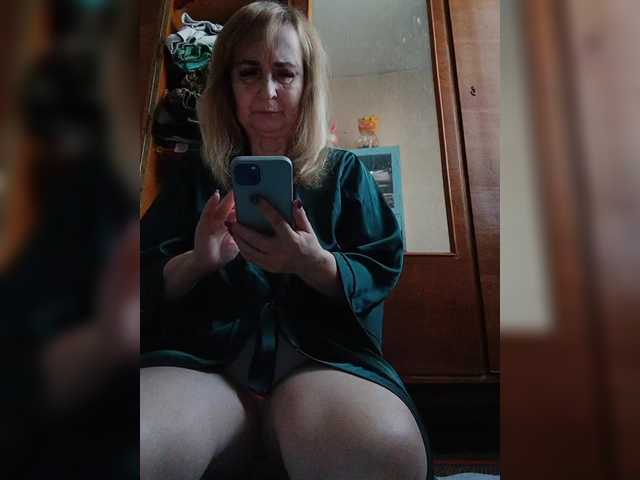 Alina1965's BongaCams show and profile