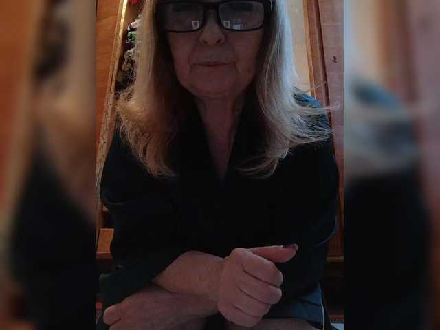 Alina1965's BongaCams show and profile