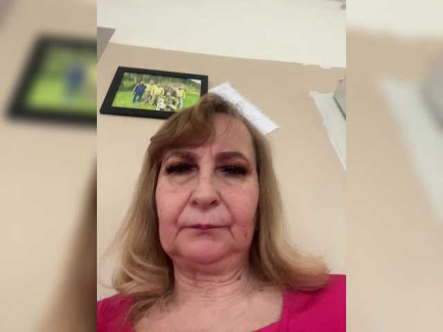 Alina1965's BongaCams show and profile