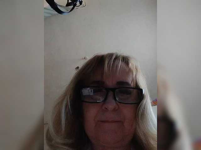 Alina1965's BongaCams show and profile