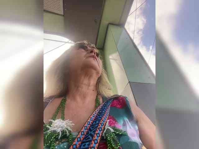 Alina1965 webcam