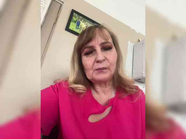 Alina1965 Live Webcam on BongaCams