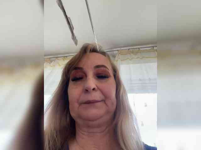 Alina1965 Live Webcam on BongaCams