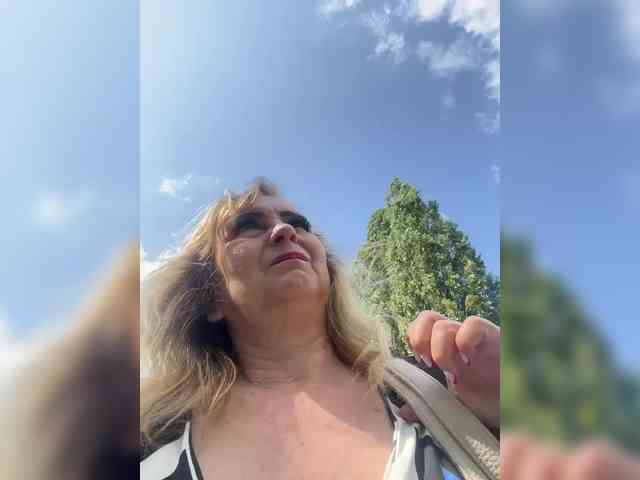 Alina1965 webcam