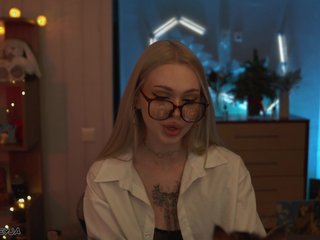 ManiFreyja Porn Show