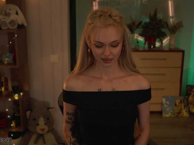 видео ManiFreyja