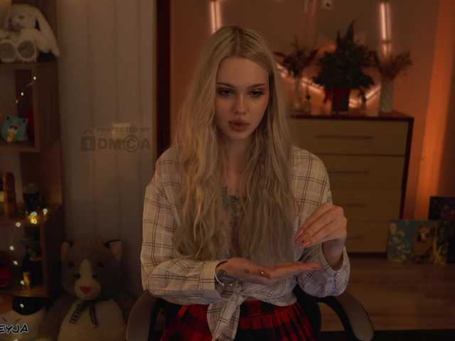 ManiFreyja's BongaCams show and profile