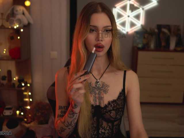 BongaCams ManiFreyja ManiFreyja from BongaCams