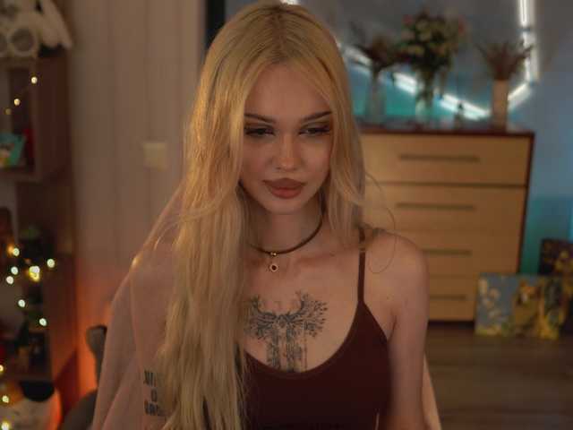 ManiFreyja's BongaCams show and profile