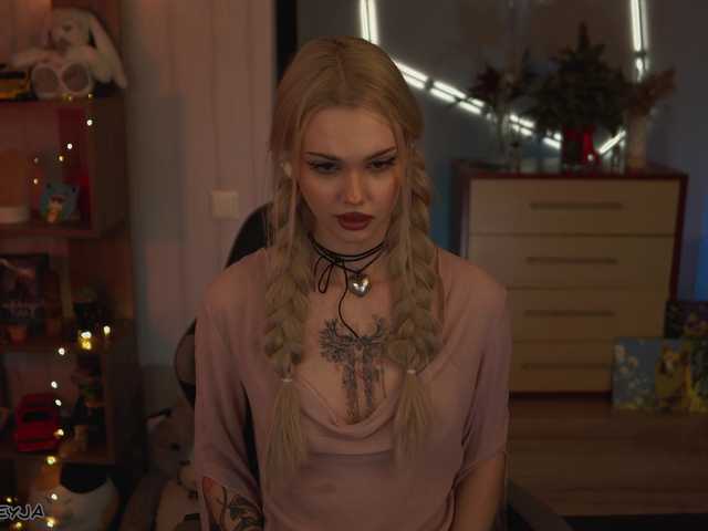 ManiFreyja from BongaCams is Freechat