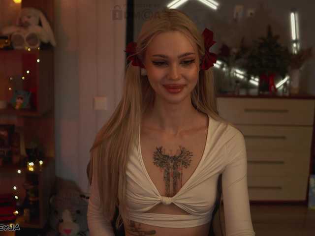 ManiFreyja's BongaCams show and profile