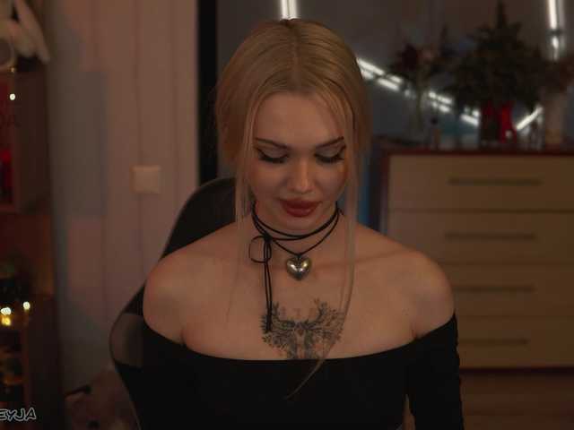 ManiFreyja from BongaCams is Freechat