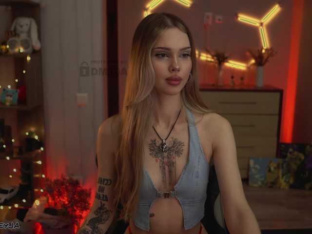 ManiFreyja's BongaCams show and profile