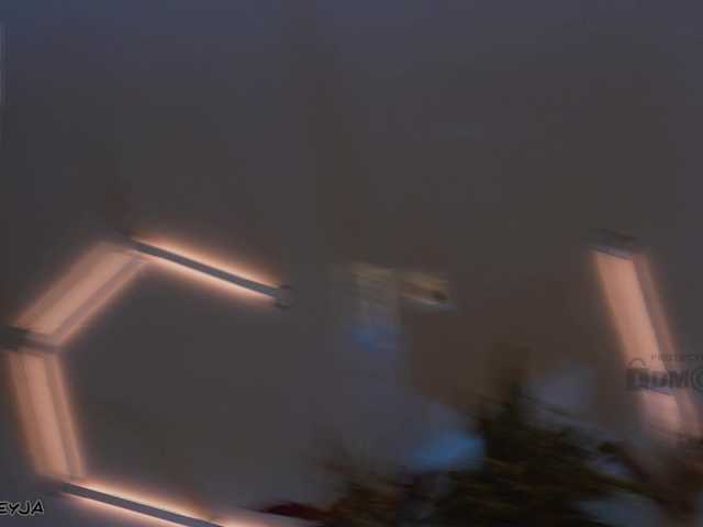 ManiFreyja's BongaCams show and profile