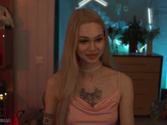 ManiFreyja's BongaCams show and profile