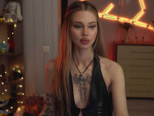 ManiFreyja from BongaCams