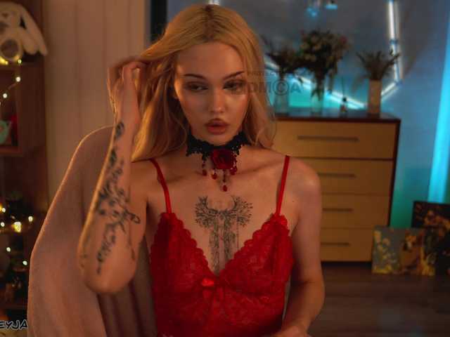 вебкам ManiFreyja