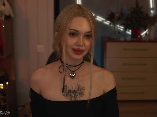 ManiFreyja from BongaCams