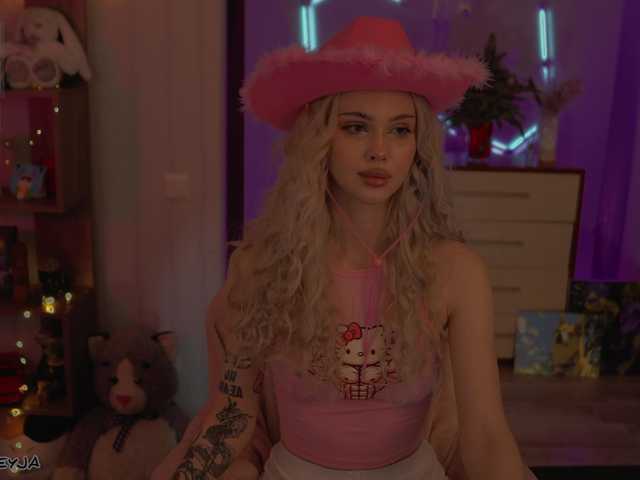 ManiFreyja from BongaCams is Freechat