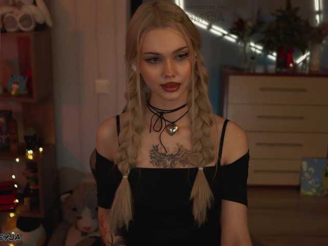 ManiFreyja from BongaCams