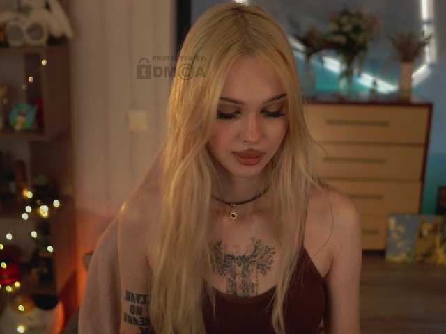 ManiFreyja's BongaCams show and profile