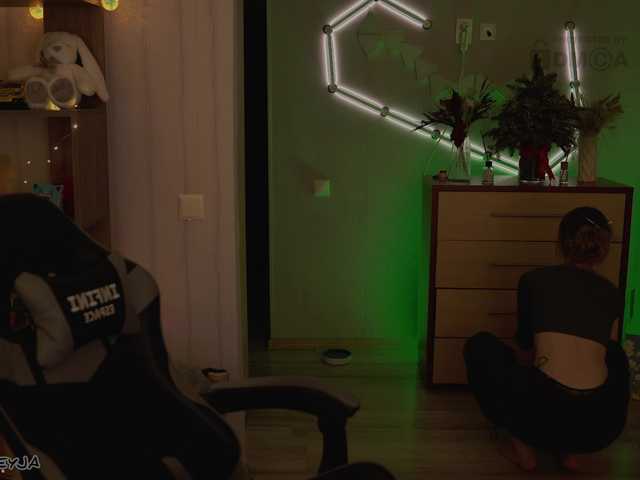 ManiFreyja's BongaCams show and profile