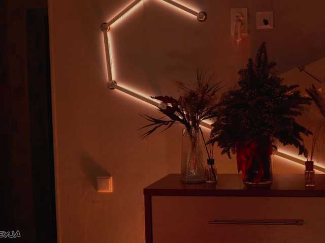 видео ManiFreyja