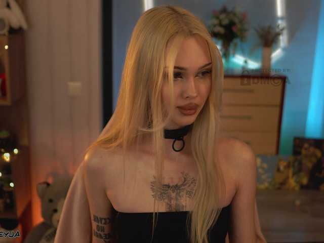 видео ManiFreyja