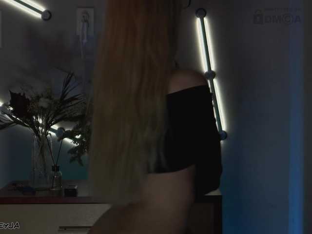 ManiFreyja from BongaCams is Freechat