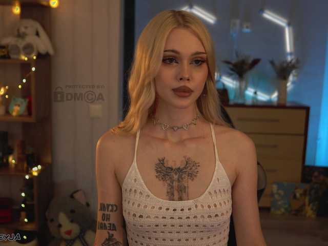 ManiFreyja's BongaCams show and profile