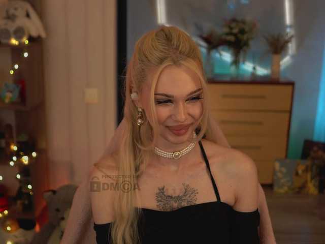 ManiFreyja's BongaCams show and profile