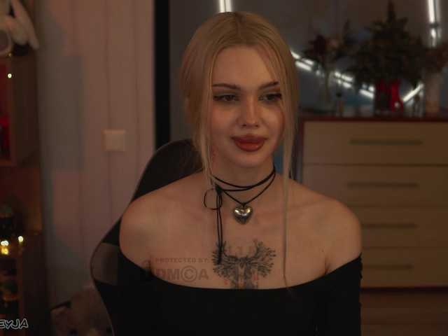 ManiFreyja from BongaCams is Freechat