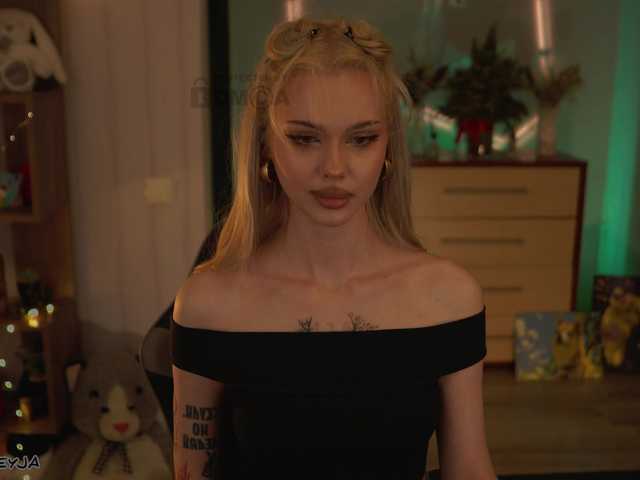 pornolabs ManiFreyja