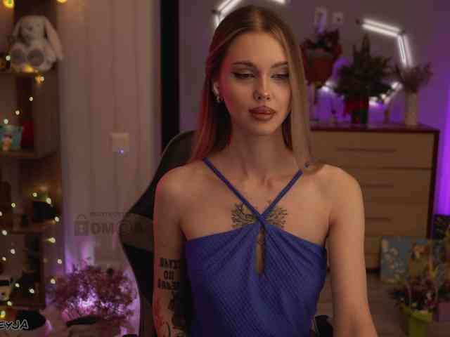 ManiFreyja ManiFreyja