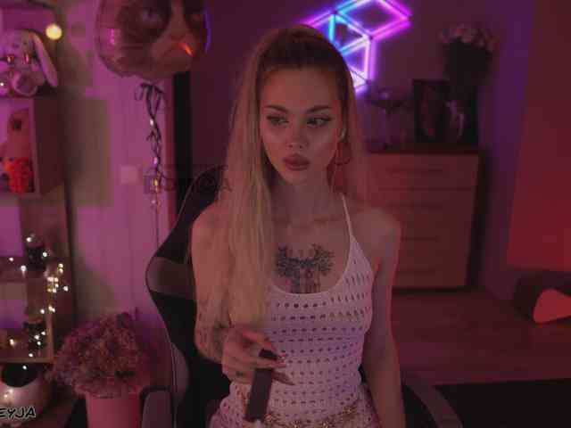 public webcam sex ManiFreyja