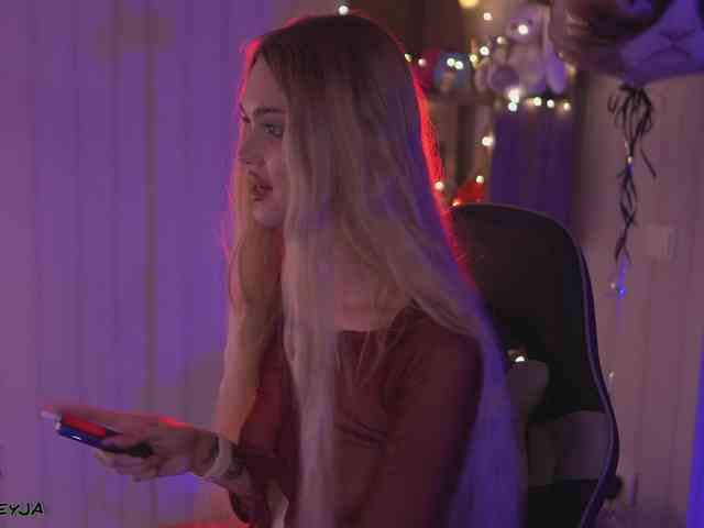 chatroom online ManiFreyja