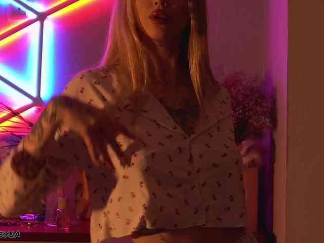 ManiFreyja Live Webcam on BongaCams
