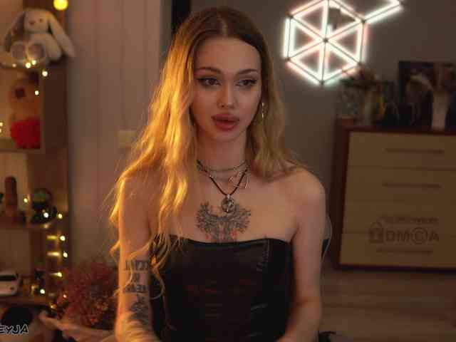 ManiFreyja Live Webcam on BongaCams