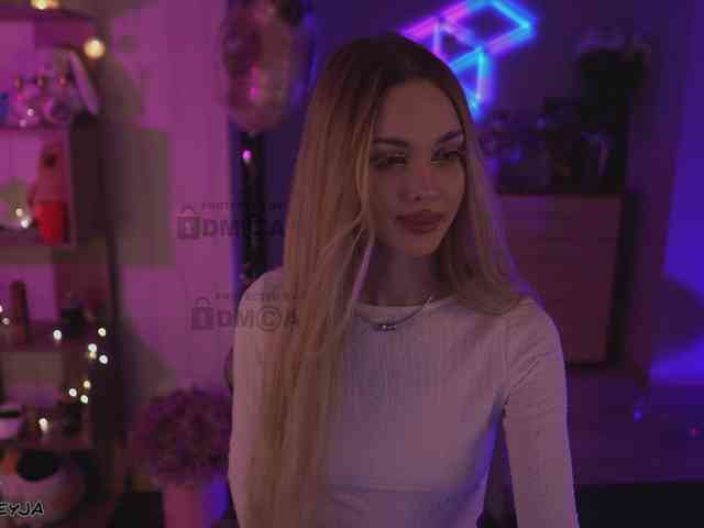real live web cam ManiFreyja