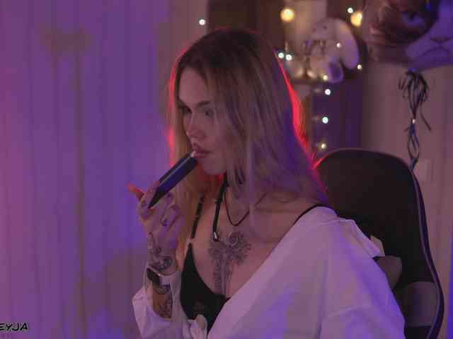 ManiFreyja webcam
