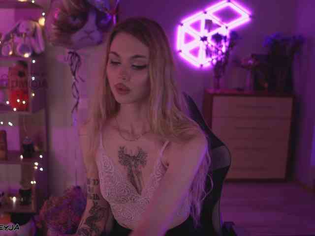 chatroom porn ManiFreyja