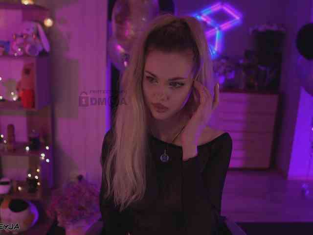 ManiFreyja Live Webcam on BongaCams