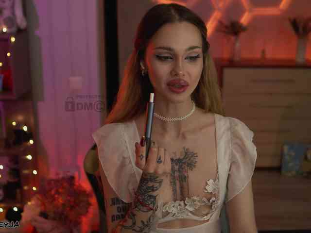 ManiFreyja Live Webcam on BongaCams