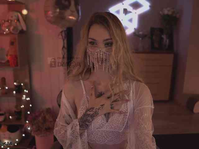 ManiFreyja Live Webcam on BongaCams