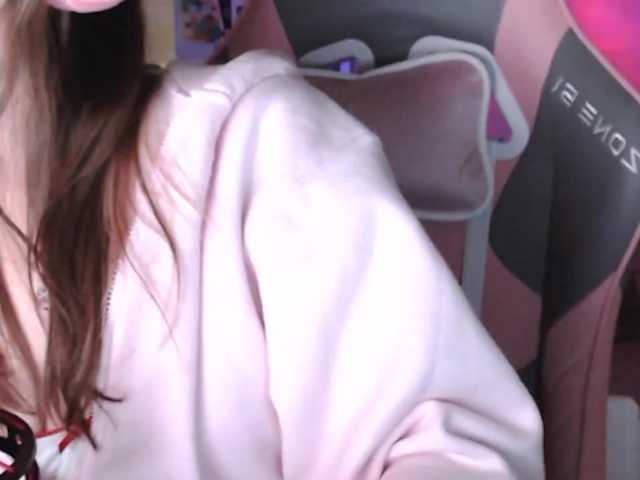 PeachGlowPH's BongaCams show and profile
