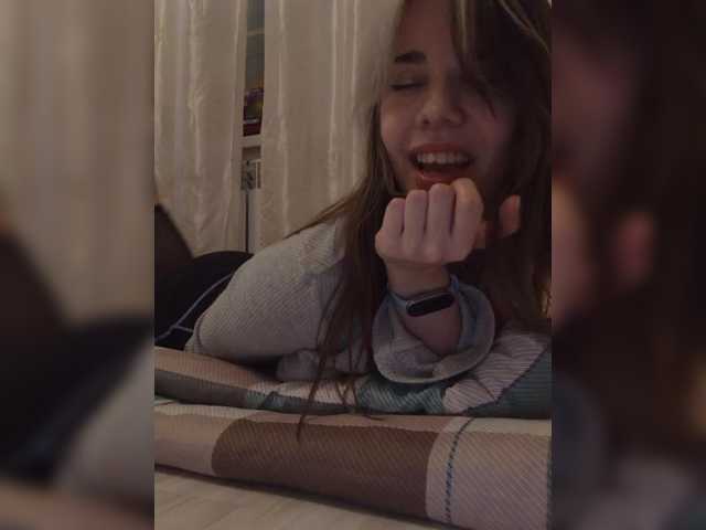 PeachGlowPH's BongaCams show and profile