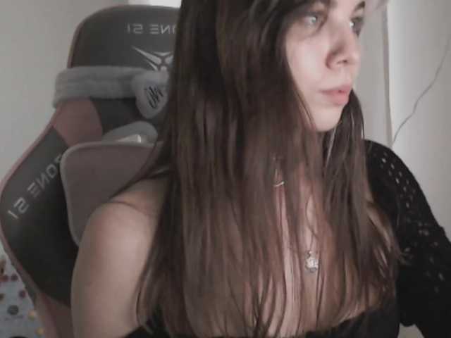 PeachGlowPH's BongaCams show and profile