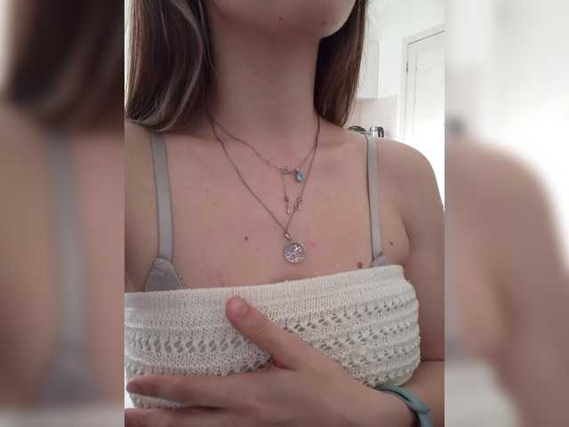 PeachGlowPH's BongaCams show and profile