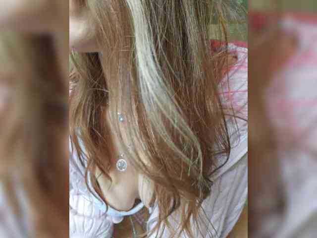 VanillaExplode webcam